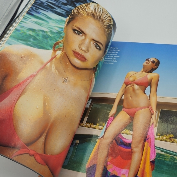 GQ Magazine July 2012 Special Summer Issue Kate Upton - Picture 3 of 7